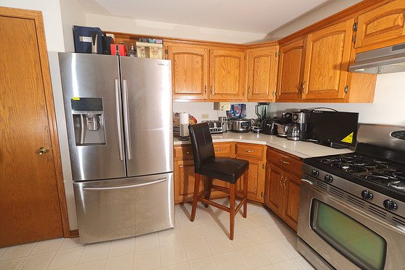 16937 S. Cottage Grove 006
