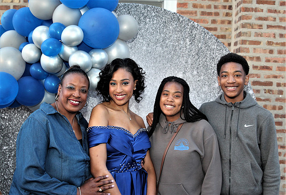 Trenas Daughters Prom 053