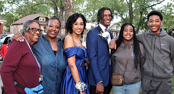 Trenas Daughters Prom 036
