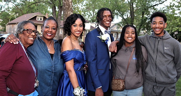 Trenas Daughters Prom 035