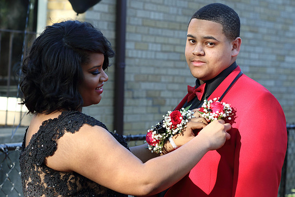 Prom 021