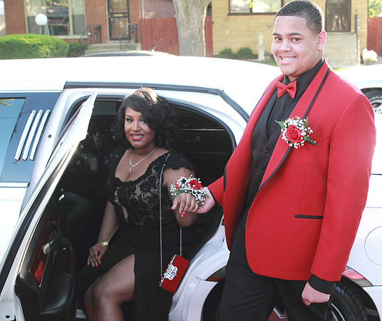 Prom 002